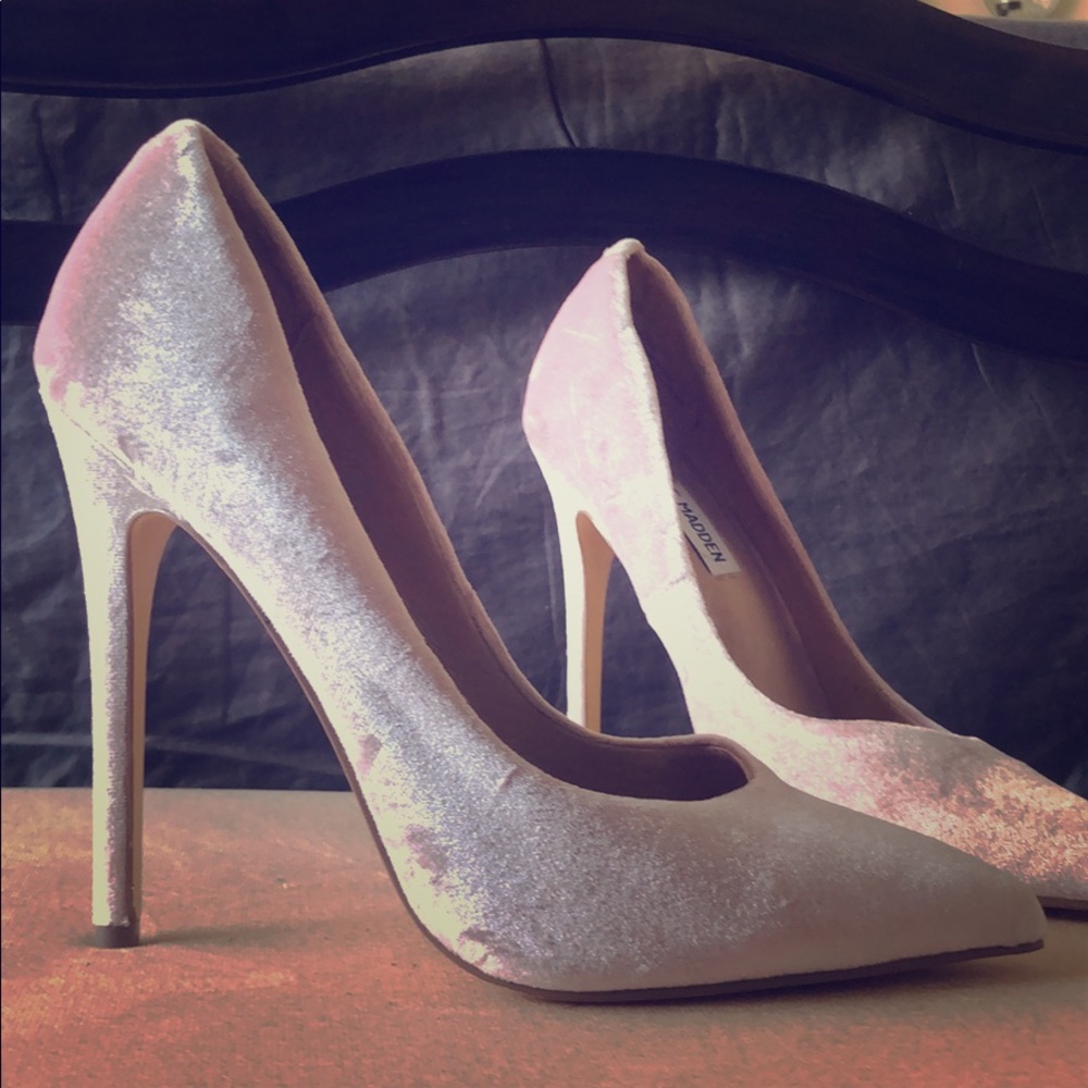 Soft velvet heels